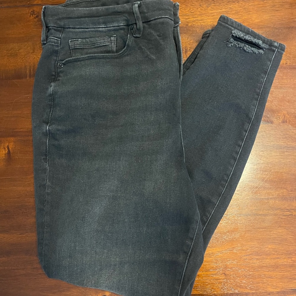 Good American Women's Skinny Jeans in Washed Black